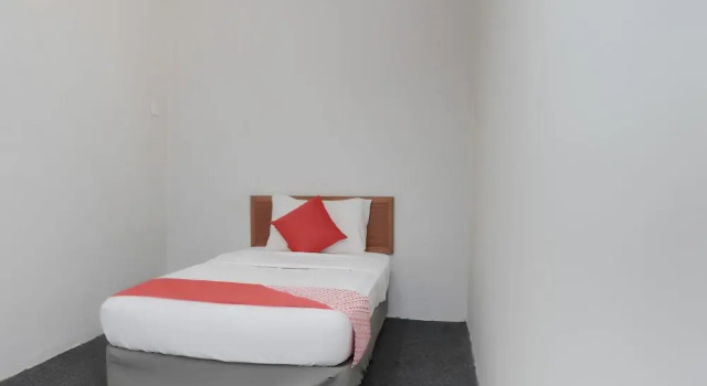 Одноместный номер Standard OYO 90120 Mi Hotel Dungun
