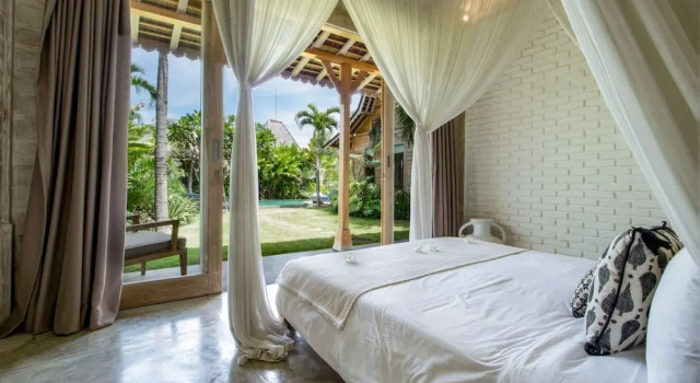 Вилла c 1 комнатой Luxury 4 Bedroom Villa With Private Pool, Bali Villa 2007