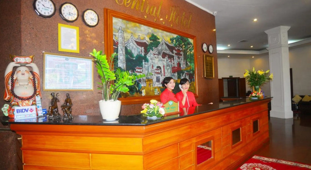 Central Hotel