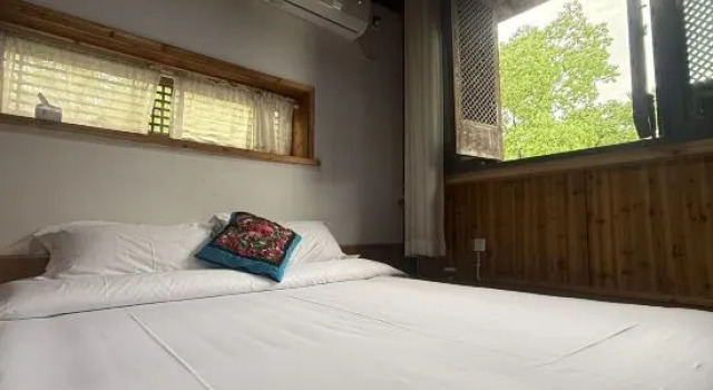 Люкс с видом на внутренний двор Zhengxi Shanfang Guesthouse