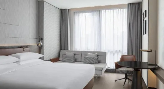 Номер Superior Four Points by Sheraton Chengdu Tianfu New Area