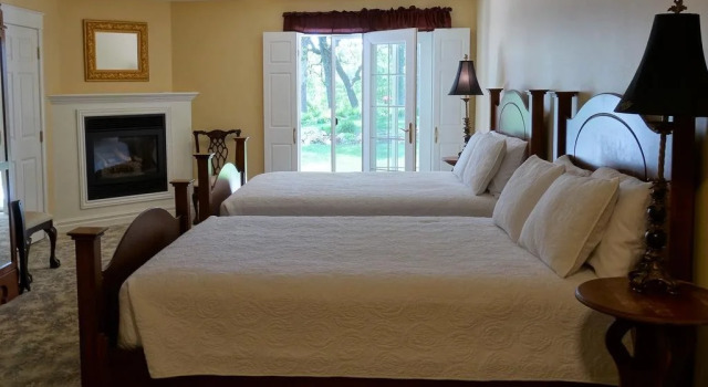 The Oakwood Inn, Réserver Chambre d'hôtes Okoboji Iowa