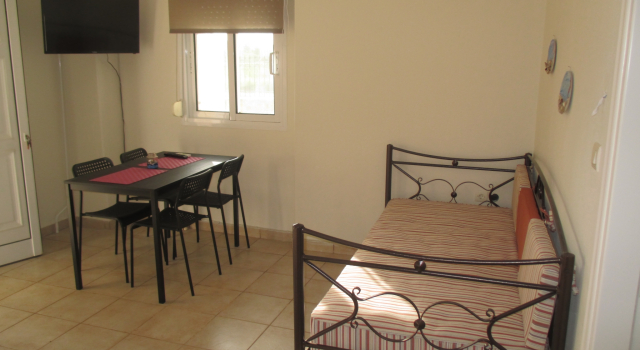 Azalia Apartment 2nd - Nea Moudania Halkidiki, Book Apartment Nea Moudania 