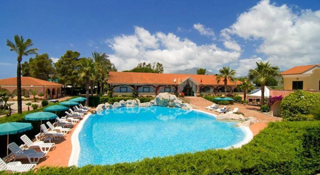 Relais le Magnolie, Забронировать Отель Казаль-Велино Cilento Coast