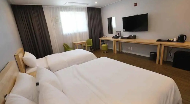 Двухместный люкс Gangneung Pine City Hotel