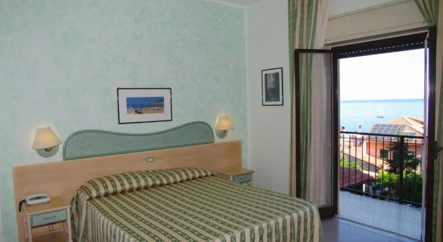 Двухместный номер Standard с балконом Hotel Villa Belvedere