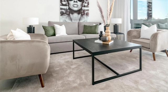 INF3- Luxury apartment close to all amenities.
