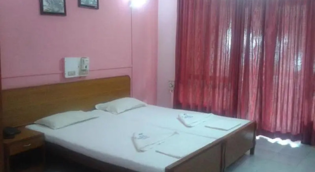 Camera Standard Colva Residency