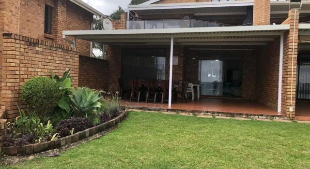 C-Side Apartment Hibberdene, Забронировать Апартаменты/квартира Хибберден Durban South Coast, рядом с Пляж Hibberdene Beach