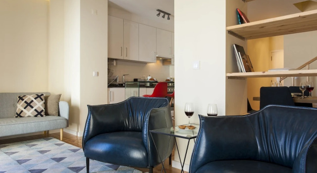 GuestReady - Stylish apt w/ balcony in Graca, Забронировать Апартаменты/квартира Сао-Висенти Лиссабон, рядом с Santiago Church
