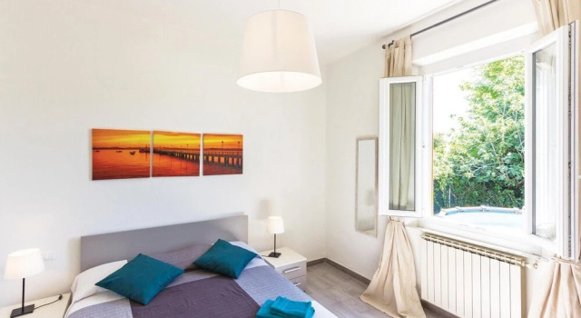 Casa Clo´, Забронировать Отель Отели Массы 3 звезды, 3*