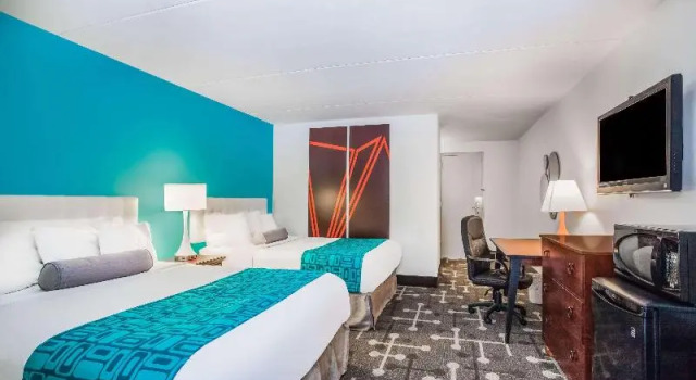 Номер Deluxe Howard Johnson by Wyndham Hershey