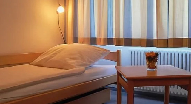 Gaestehaus Klinikum Esslingen, Reserva ahora Hotel  