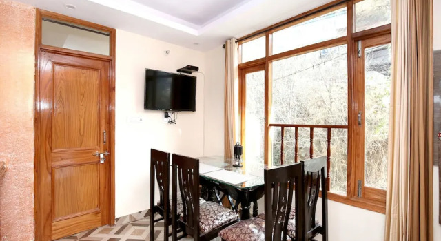 OYO 12060 Home Hill View 3BHK Bharari