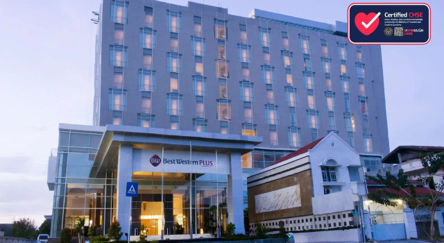 Кровать в общем номере Best Western Plus Coco Palu