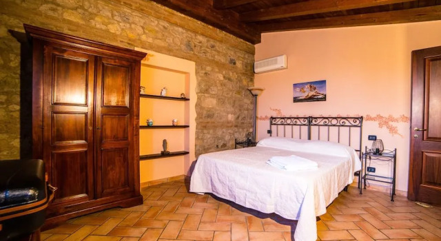 Agriturismo Il Brugnolo, Book Landbrugsophold Scandiano Emilia-Romagna