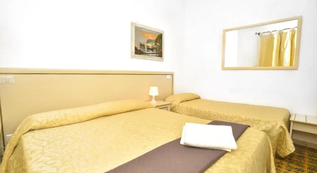 Трёхместный номер Economy Charme Hotel La Villa Tina