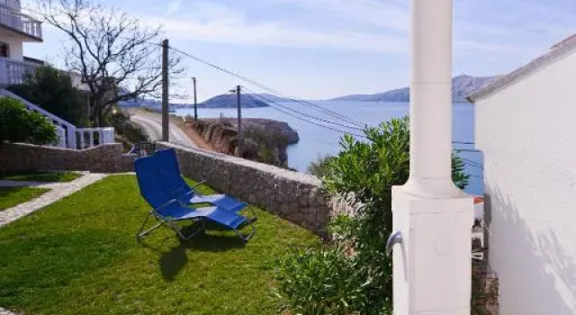 Holiday Home Fiola, Rezerwuj Apartament Zuboviсi 