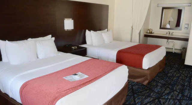 Четырёхместный номер Superior Frankenmuth Motel