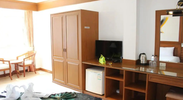 Talya Patong Hotel