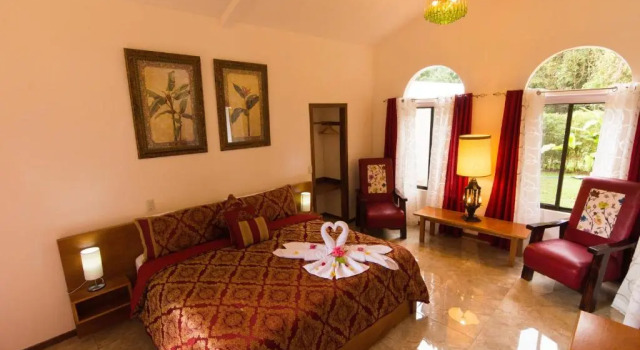 Полулюкс с видом на сад Casa Batsu Charming BnB
