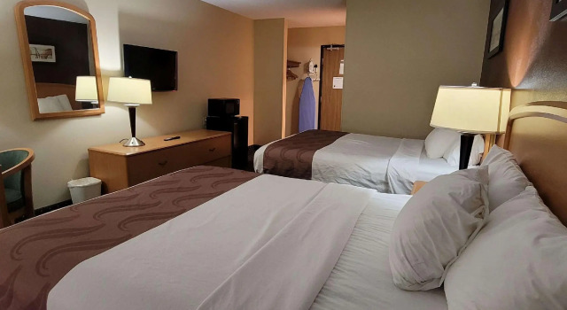 Четырёхместный номер Standard Travelodge by Wyndham Fargo