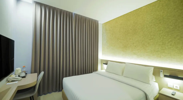 Номер Deluxe Front One Boutique Hotel Taman Anggrek