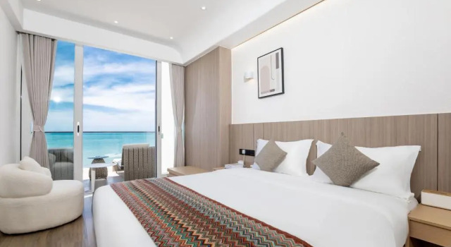 That sea in Sanya The sea infinity pool designer Meisu, Book Hotel Sanya Hainan