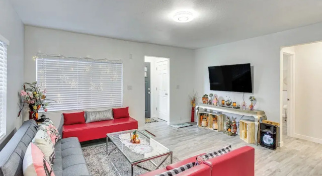 Charming Auburn Home: 15 Mi to Downtown Tacoma!, Rezerwuj Dom wakacyjny Auburn Waszyngton