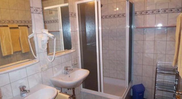 Апартаменты Appartements Mary inklusive Tauern-Spa Kaprun