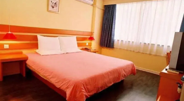 Home Inn (High-tech Development Zone), Book Hotel Hotels in Luyang with Breakfast, Breakfasts