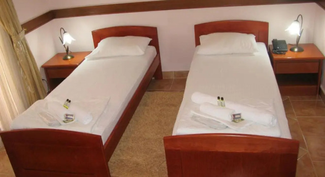 Двухместный номер Standard с балконом и с видом на город Garni Hotel Koral