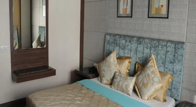 Номер Superior Hotel City Heart Shirdi