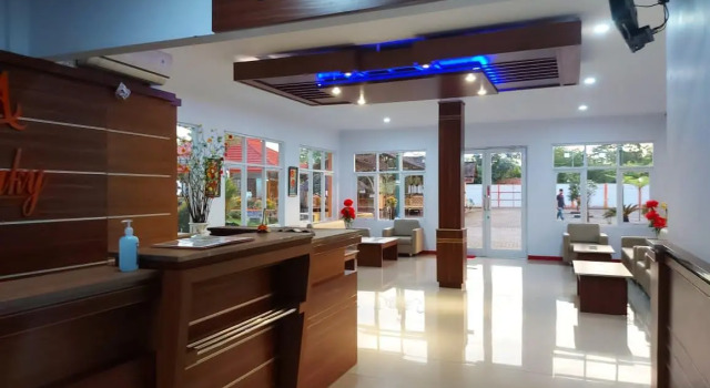 Aluky Hotel, Prenota Hotel Majalengka West Java