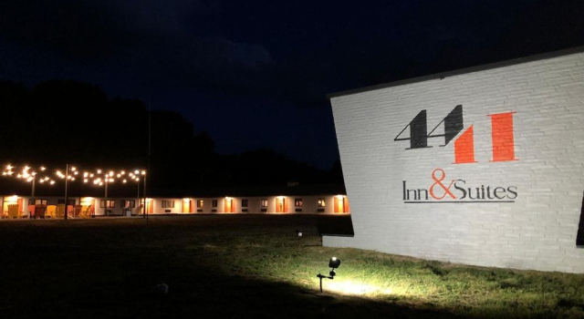 4411 Inn & Suites, Забронировать Отель Мичиган-Сити Indiana Dunes National Lakeshore