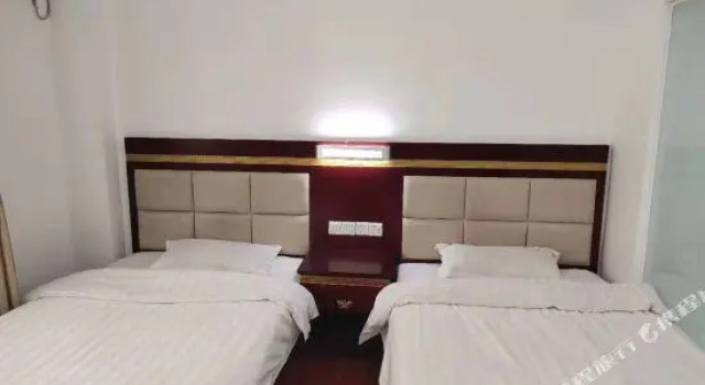 Yihe Motel