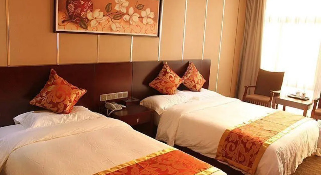 Yangzhou Dongfang Aogu Siting Hotel, Prenota Hotel Yangzhou Jiangsu