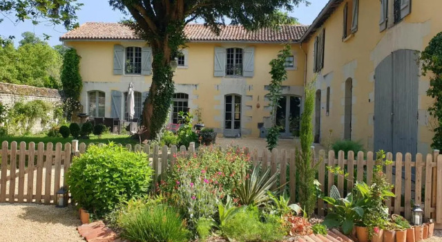 Одноместный номер Standard Domaine de Bourgville