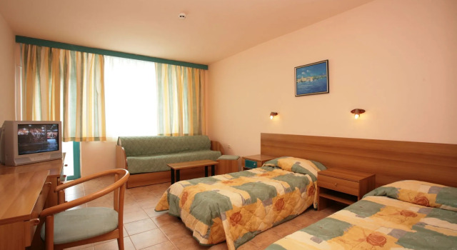 Arabella Beach Hotel