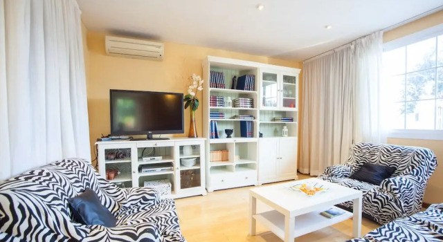 Villa Joana, Reservar Vila Moradias em Muro, Vila