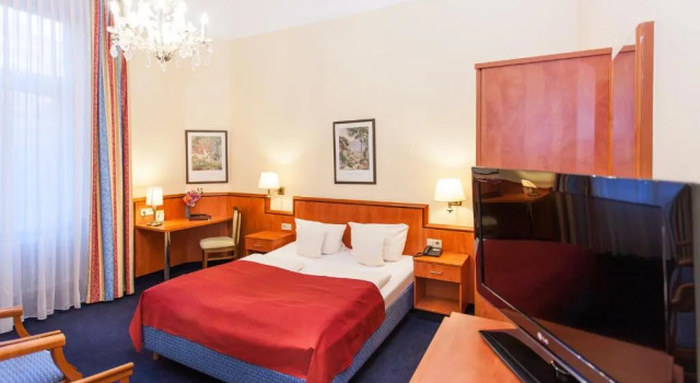 Двухместный номер Standard Centro Hotel National Frankfurt City, Trademark Collection by Wyndham