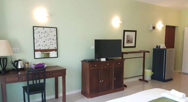 Бунгало с видом на сад The Hillside Pranburi Resort