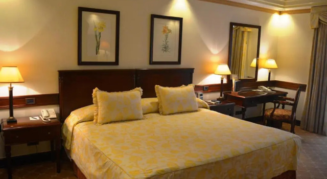 Полулюкс Olissippo Lapa Palace - The Leading Hotels of the World