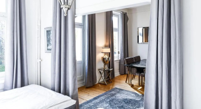 Sleephotels Alsterroom, Rezervați Apartament Hohenfelde Hamburg