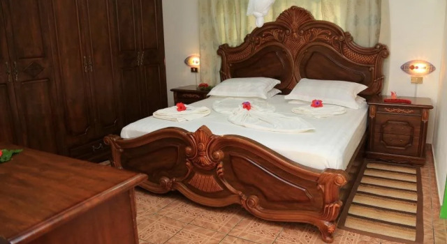 Buisson Guesthouse, Book Hotel La Digue and Inner Islands Seychellerne