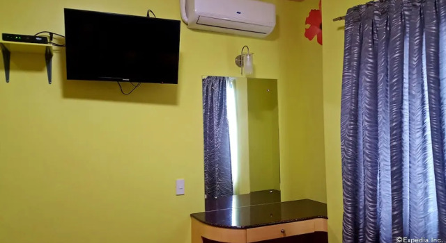 Одноместный номер Deluxe C & L Suites Inn
