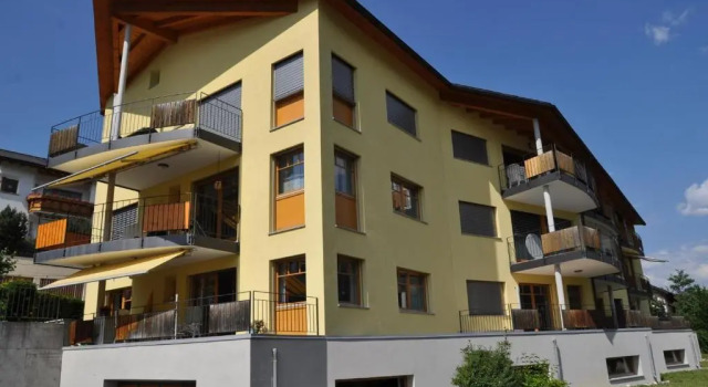 Trü-Sura Nr. 7, Book Hotel Scuol Grisons