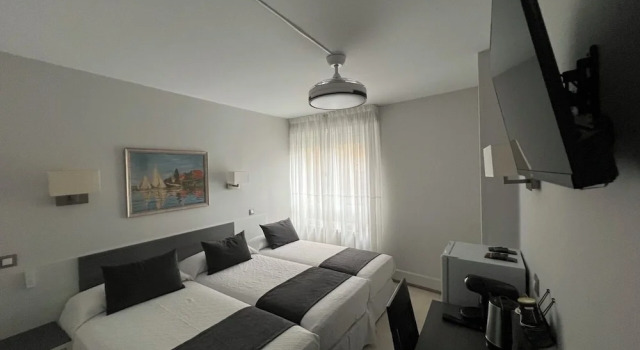 Трёхместный номер Standard Plaza Santander