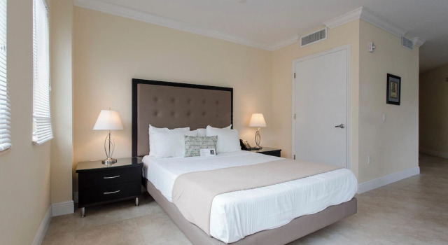 Студия Westover Arms Hotel