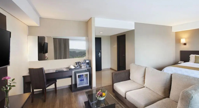 Номер Deluxe Best Western Premier The Hive